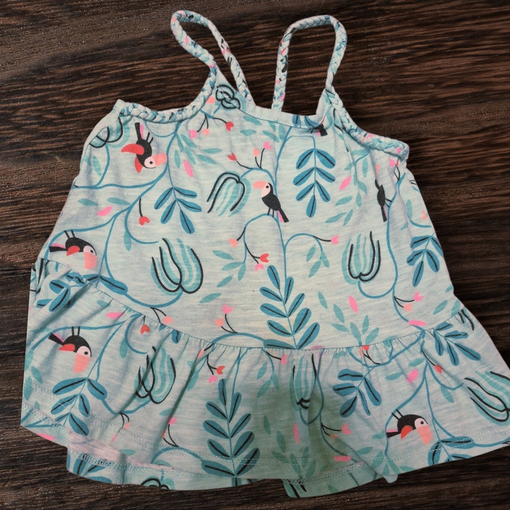 ⭐️⭐️5/$15 Okie Dokie Blue and Pink Toucan Print Camisole